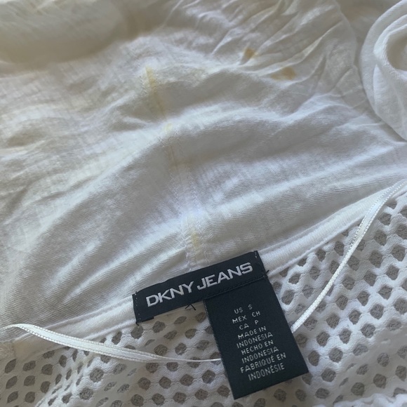 DKNY White Sweater/Vest with mesh back - Picture 4 of 4